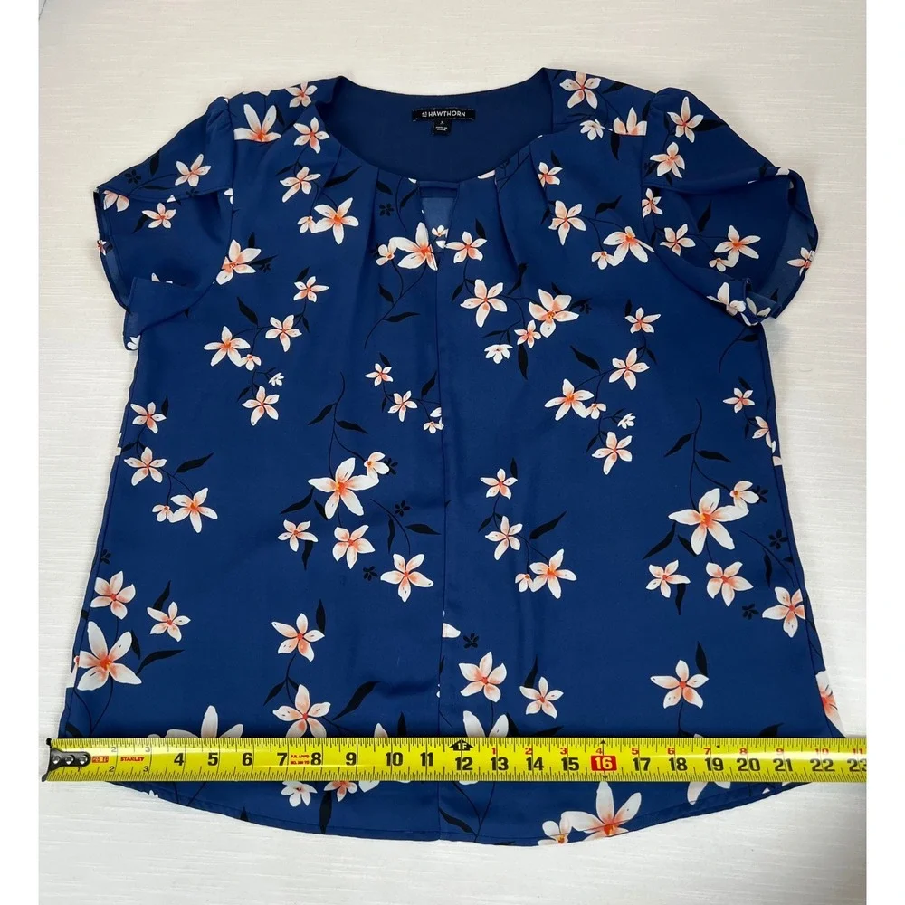 41 Hawthorn Blue Floral Keyhole Pleated Blouse Short Tulip Sleeve Top Large - Picture 6 of 12